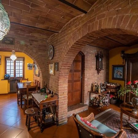 Casa Lazzaro Al Centro Di Siena Villa Kültér fotó
