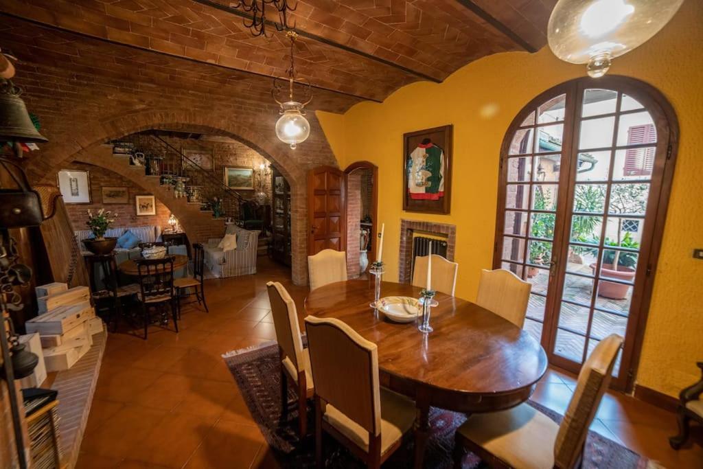 Casa Lazzaro Al Centro Di Siena Villa Kültér fotó